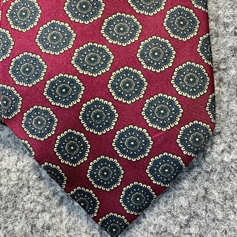 Keith Daniels Necktie Men One Size Burgundy Medallion Silk Classic Professional